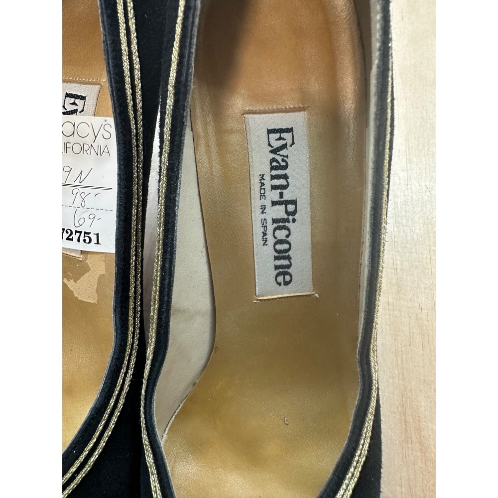 Evan-Picone Vintage Black Suede Gold Embroidered Pumps Heels Made in Spain 9N - Picture 2 of 7